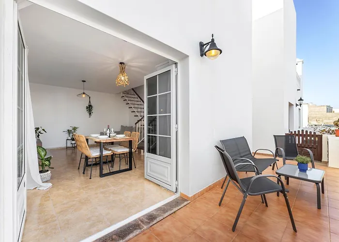 Home2book Delightful Duplex By The Coast Διαμέρισμα *