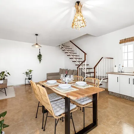 Home2book Delightful Duplex By The Coast Orzola